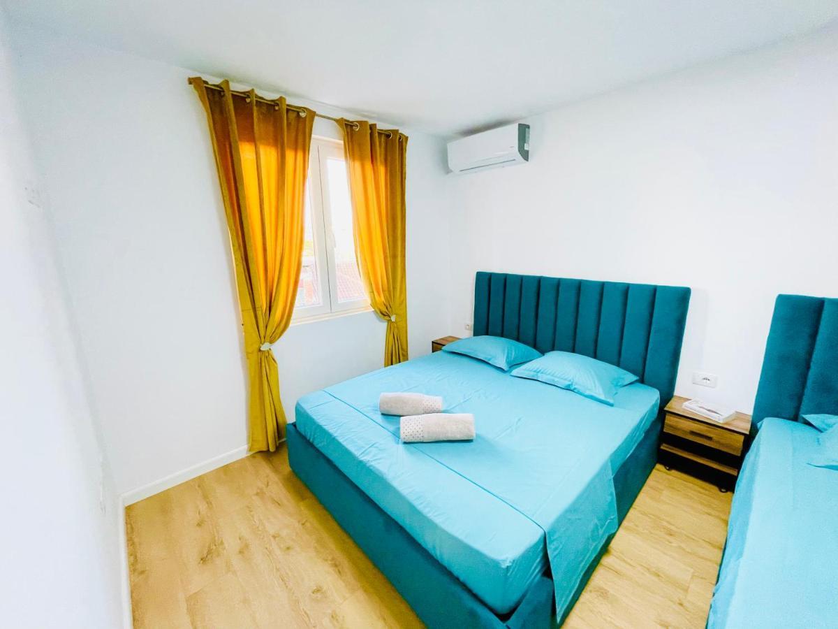Central Apartment 2, Tiranë Ngoại thất bức ảnh