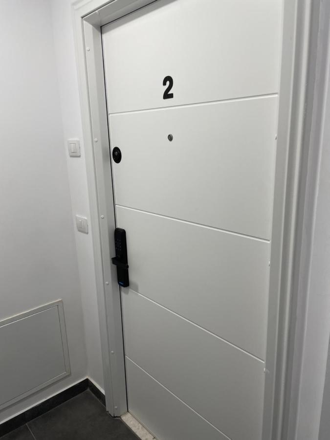 Central Apartment 2, Tiranë Ngoại thất bức ảnh