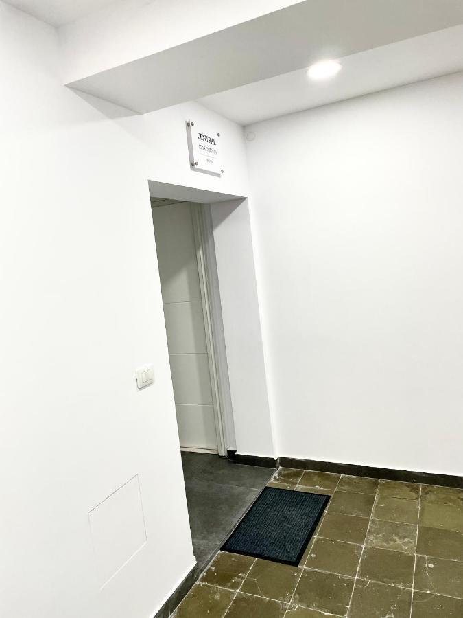 Central Apartment 2, Tiranë Ngoại thất bức ảnh