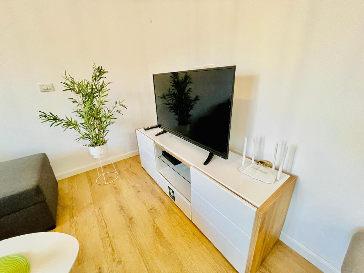Central Apartment 2, Tiranë Ngoại thất bức ảnh