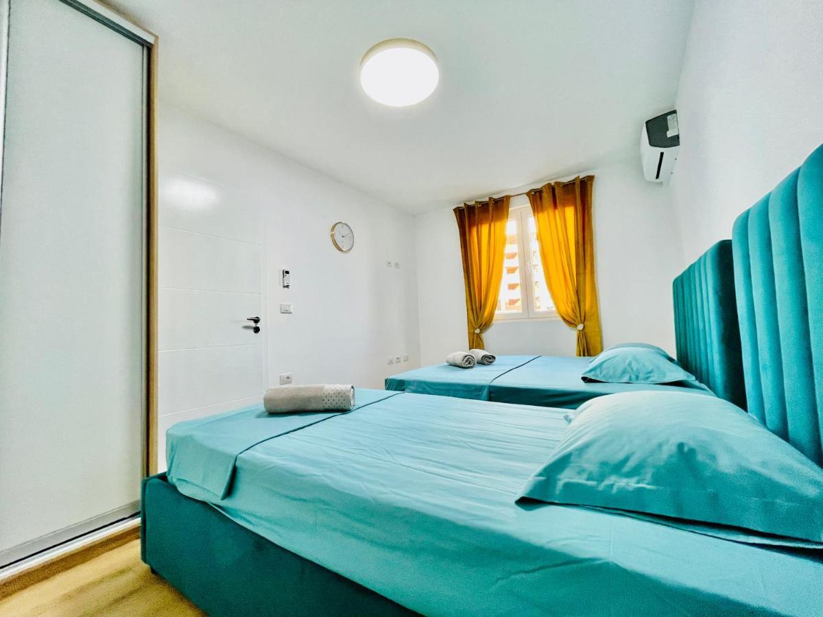 Central Apartment 2, Tiranë Ngoại thất bức ảnh